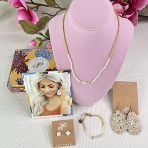 Plunder Design Fashion Jewelry Boutique  Boho Necklace Earrings Set New